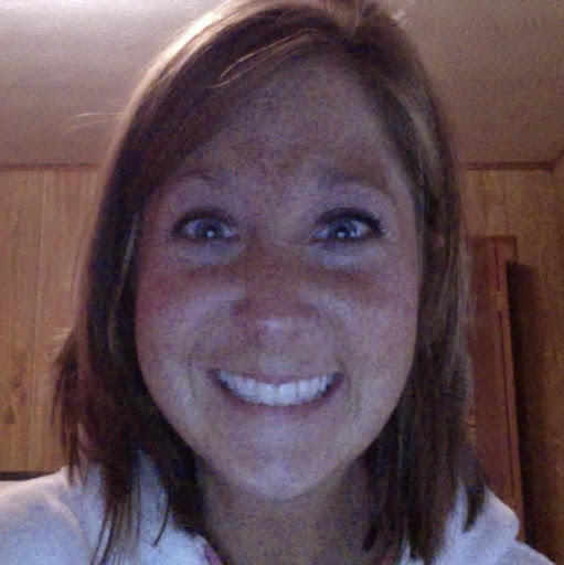 Lindsey Brown Photo 34