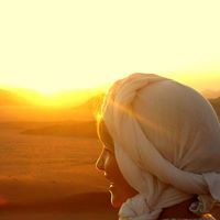 Melanie Becker Photo 33