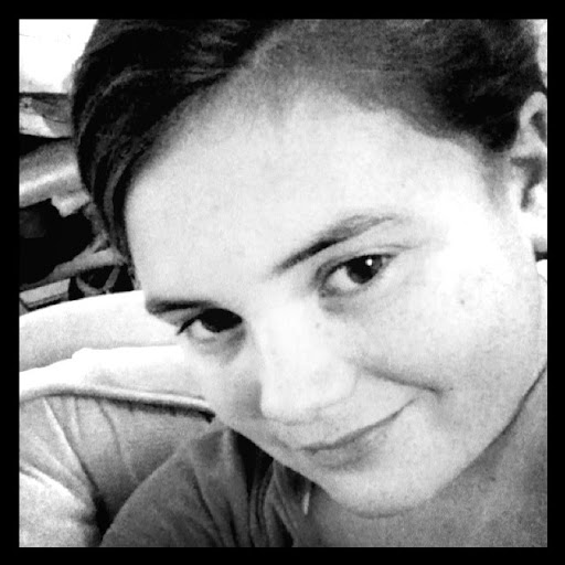 Laura Gagnon Photo 19