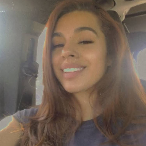Rachel Garcia Photo 32