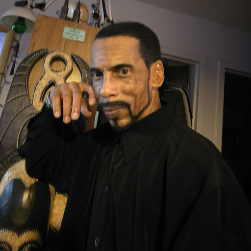 Emmanuel Evans Photo 27