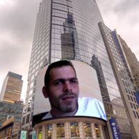Daniel Larkin Photo 33
