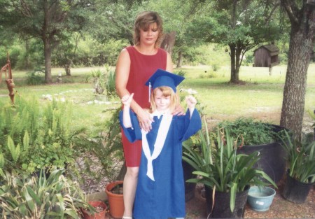 Tina Evans Photo 17