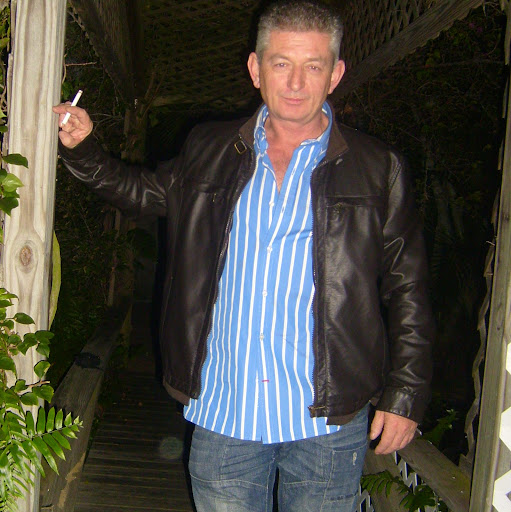 Dennis Clifford Photo 41