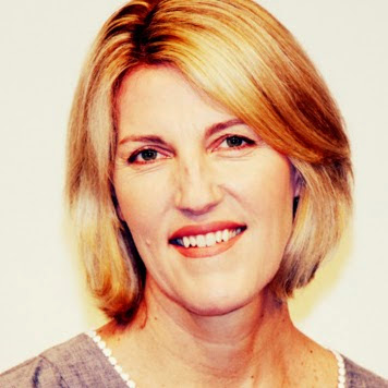 Christine Hinz Photo 9