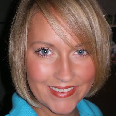 Charlotte Thomas Photo 27