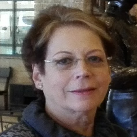 Betty Mann Photo 14