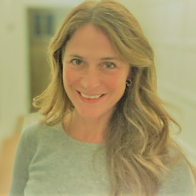 Amy Brewster Photo 27