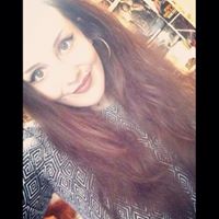 Holly Wallace Photo 54