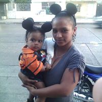 Elizabeth Zapata Photo 6