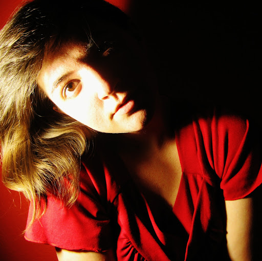 Allison Russell Photo 27