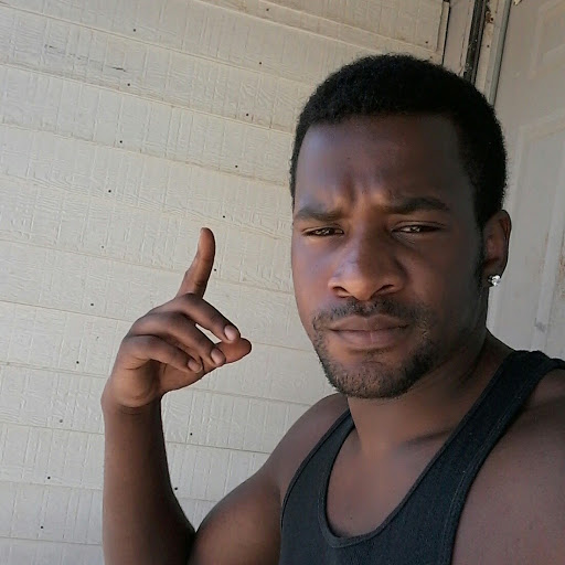Kenneth Coleman Photo 14