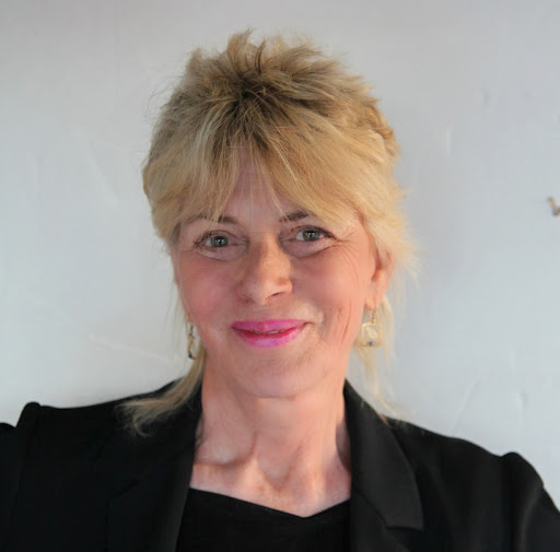 Suzanne Klotz Photo 5