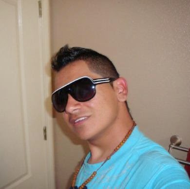 Jose Robles Photo 35