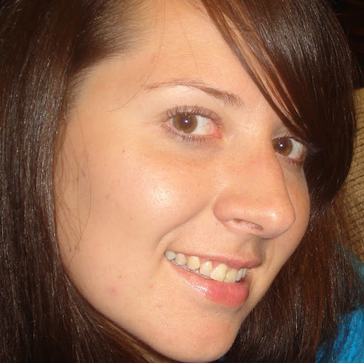 Amy Milligan Photo 30