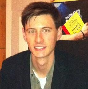 Alexander Davis Photo 33