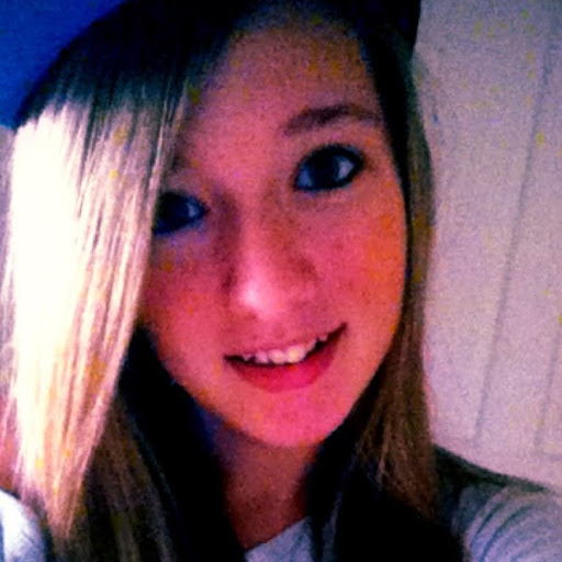 Samantha Sanders Photo 33