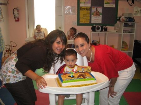 Michelle Gonzalez Photo 15