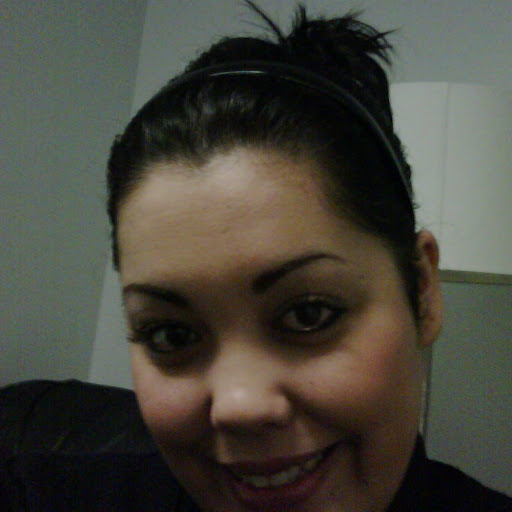 Nicole Logan Photo 28