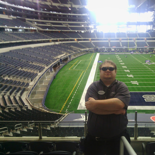 Brandon Bates Photo 9