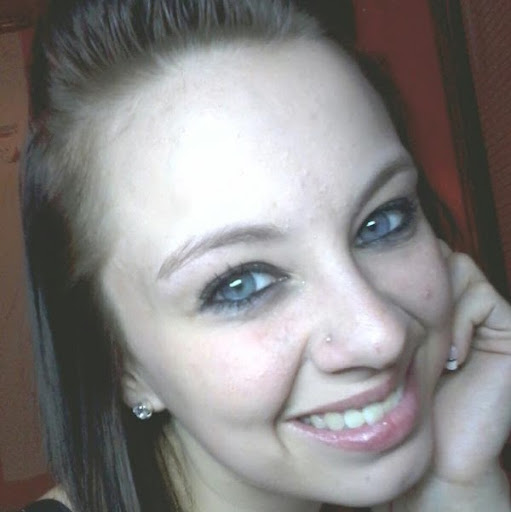 Kaitlyn Lucas Photo 15