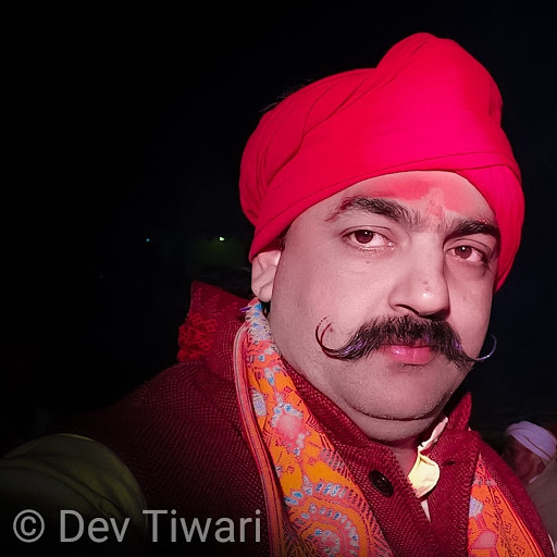 Dev Tiwari Photo 13