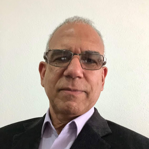 Victor Lugo Photo 30