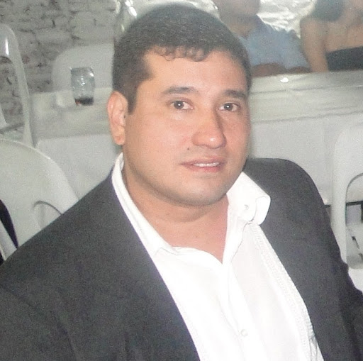 Hugo Delgado Photo 17