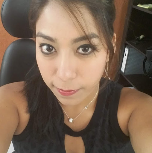 Laura Guzman Photo 2