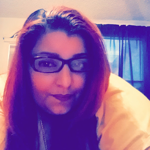 Janet Gonzalez Photo 21