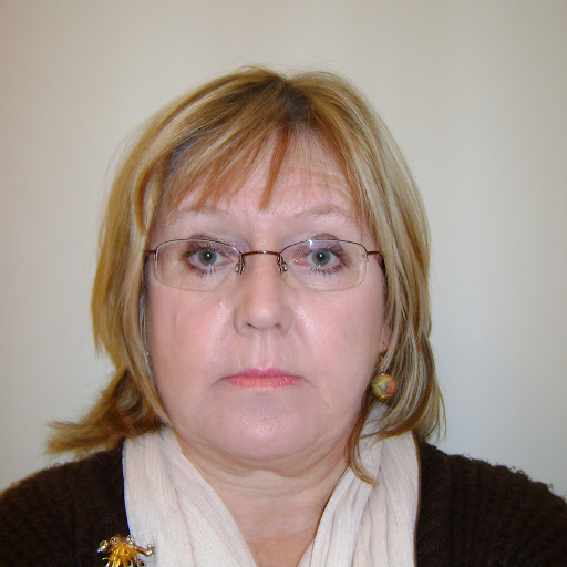 Jennifer Ogden Photo 37