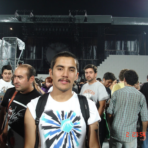 Pancho Gutierrez Photo 13