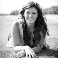 Kathryn Lucas Photo 32