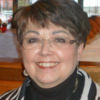 Pamela Owen Photo 48