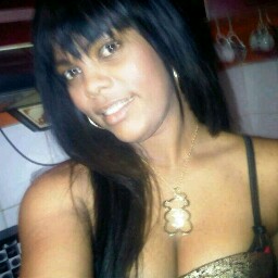 Carmen Robles Photo 30