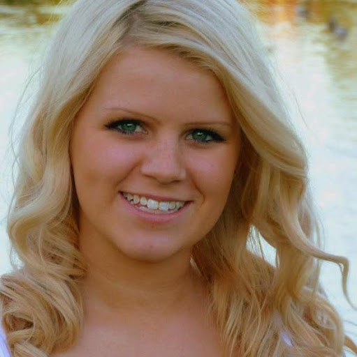Candice Mcintosh Photo 19