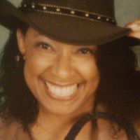 Louise Darling Photo 5