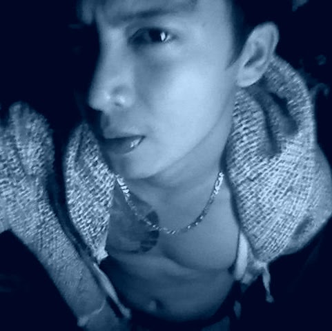 Raymond Navarro Photo 23
