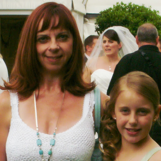 Julie Dent Photo 5