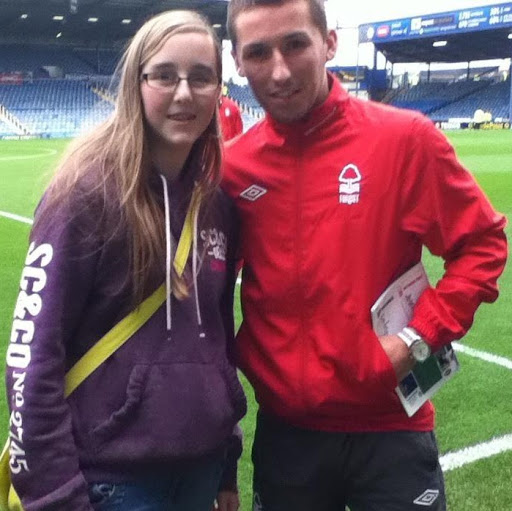Chloe Barry Photo 7