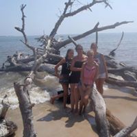 Laurie Peterson Photo 34