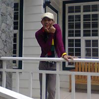Raymond Gutierrez Photo 29