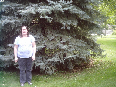 Nancy Thompson Photo 29