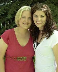 Elizabeth Perry Photo 47