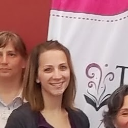 Kristen Baker Photo 47