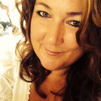 Catherine Hamilton Photo 17