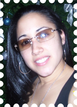 Rose Gonzalez Photo 9
