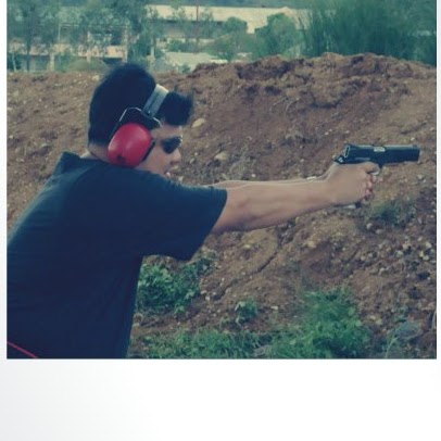 Roberto Gonzales Photo 22