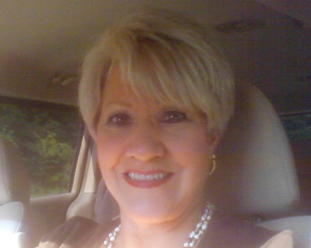Carolyn Lewis Photo 14