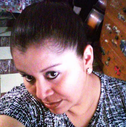 Brisa Contreras Photo 17